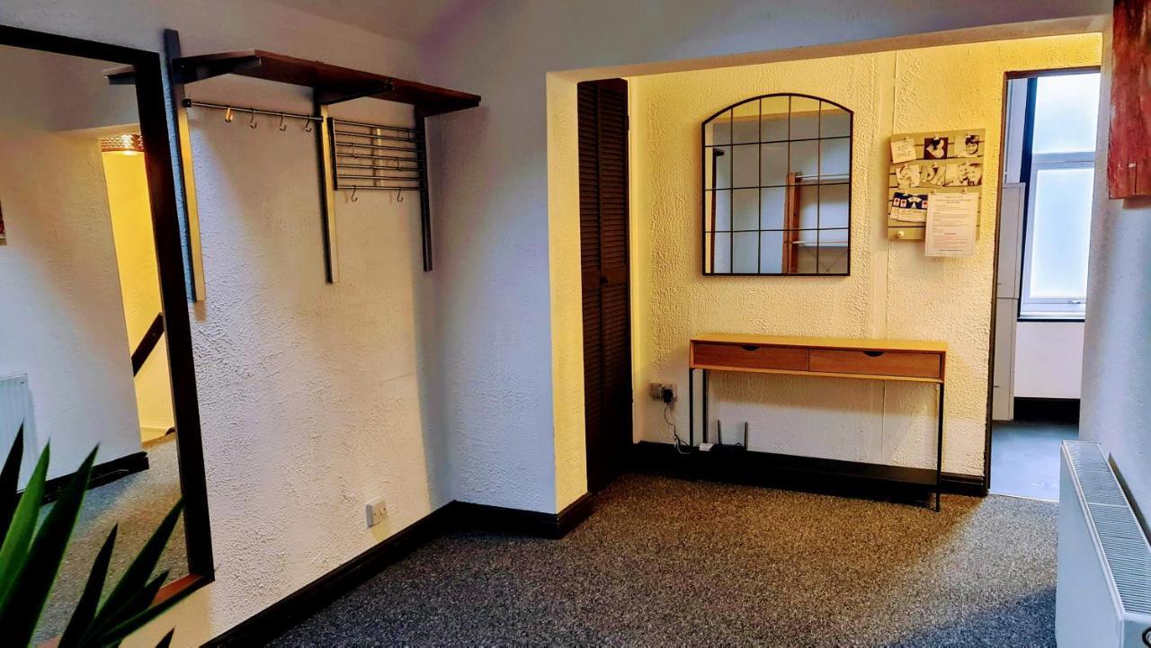 Gorgeous Town Center 3 Bedroom Self Contained Apartment For 1-5 People Harrogate Kültér fotó